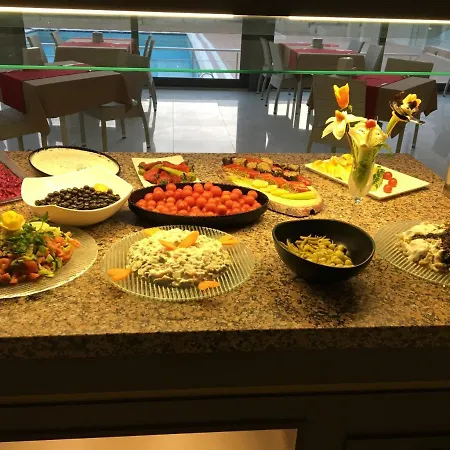 Ayma Beach Отель Кушадасы