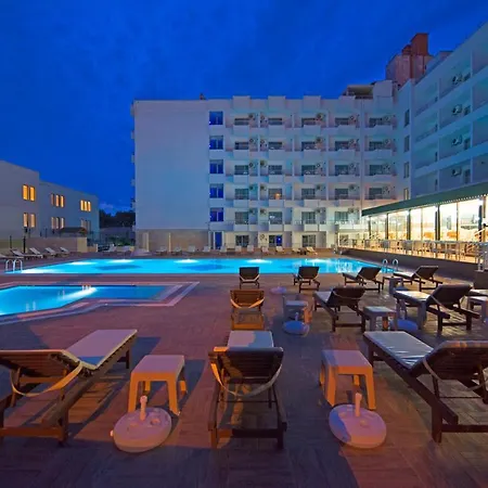 Ayma Beach Отель Кушадасы