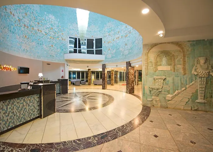 Ayma Beach Otel Kuşadası