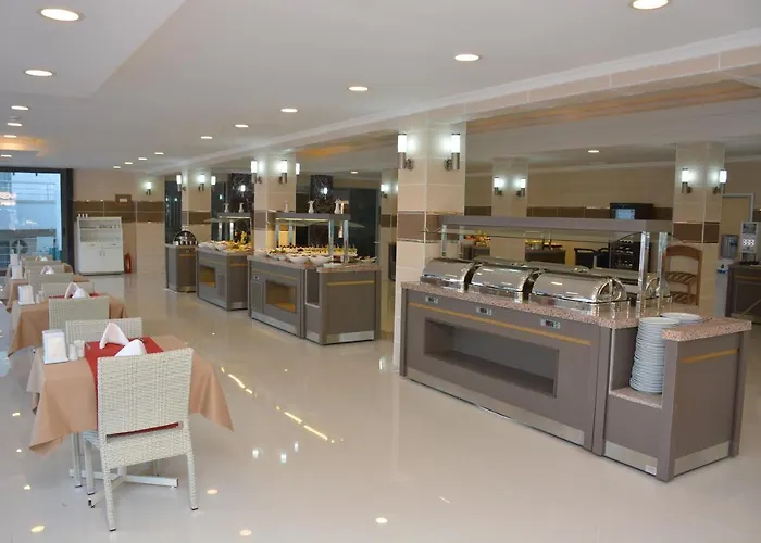 Ayma Beach 4* Kuşadası