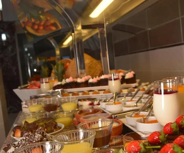 Ayma Beach 4* Kuşadası