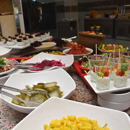 Ayma Beach 호텔 쿠사다시